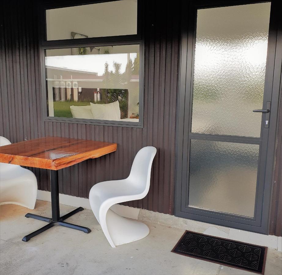 Last Light Lodge Tuatapere Exterior photo